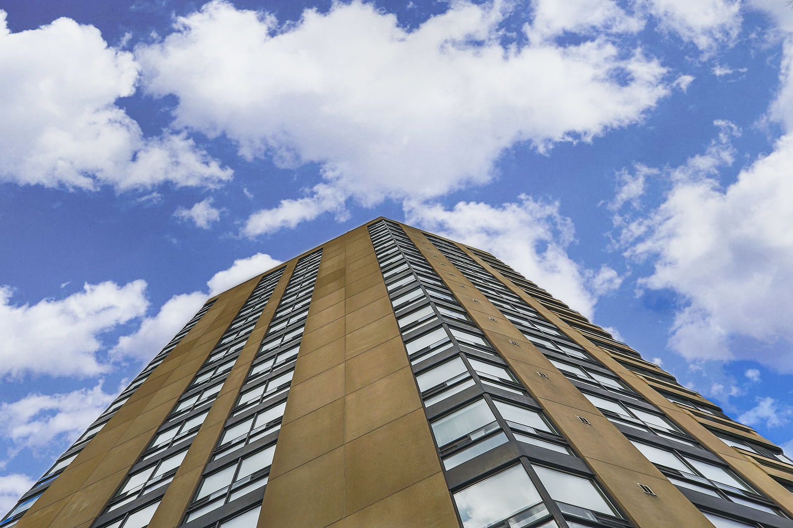 Exterior Sky — Village Park, Midtown, Toronto