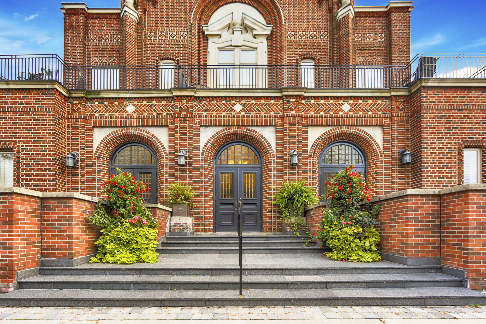 Entrance — St George on Sheldrake, Midtown, Toronto