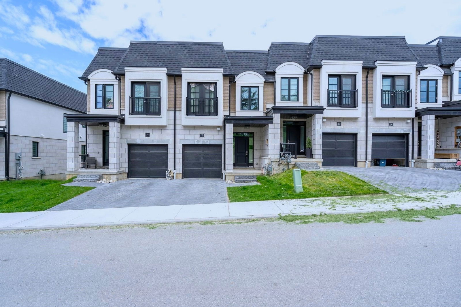 Vineyards Townhomes, Cambridge, Toronto