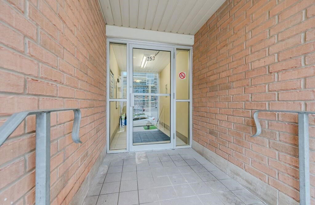 Entrance — 253 Lester Street, Waterloo, Toronto