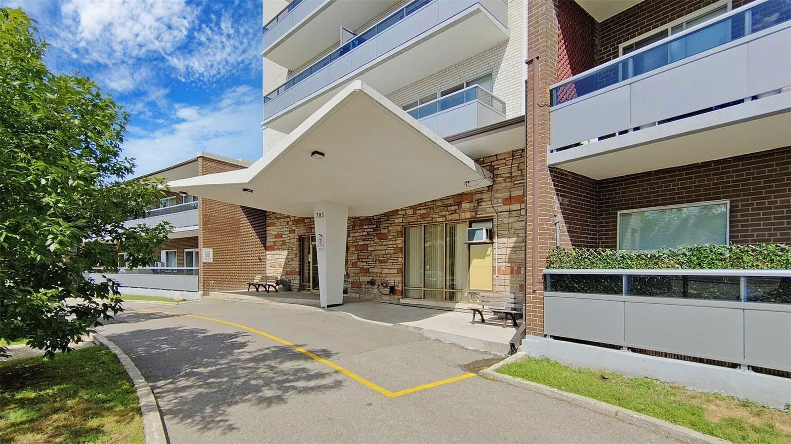 Entrance — Alderwood Towers, Etobicoke, Toronto