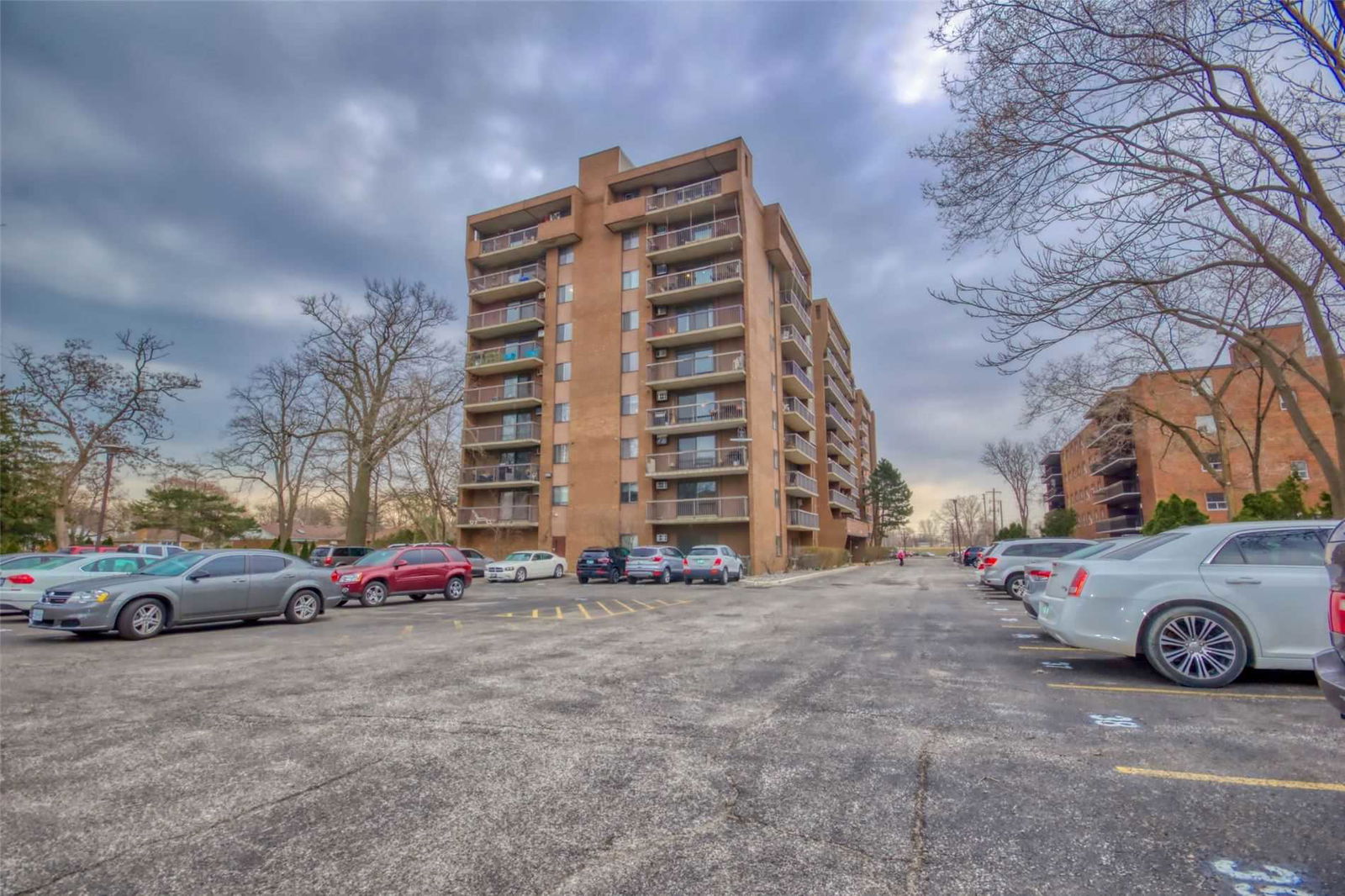 Colony At The Park Condominiums, Windsor, Toronto