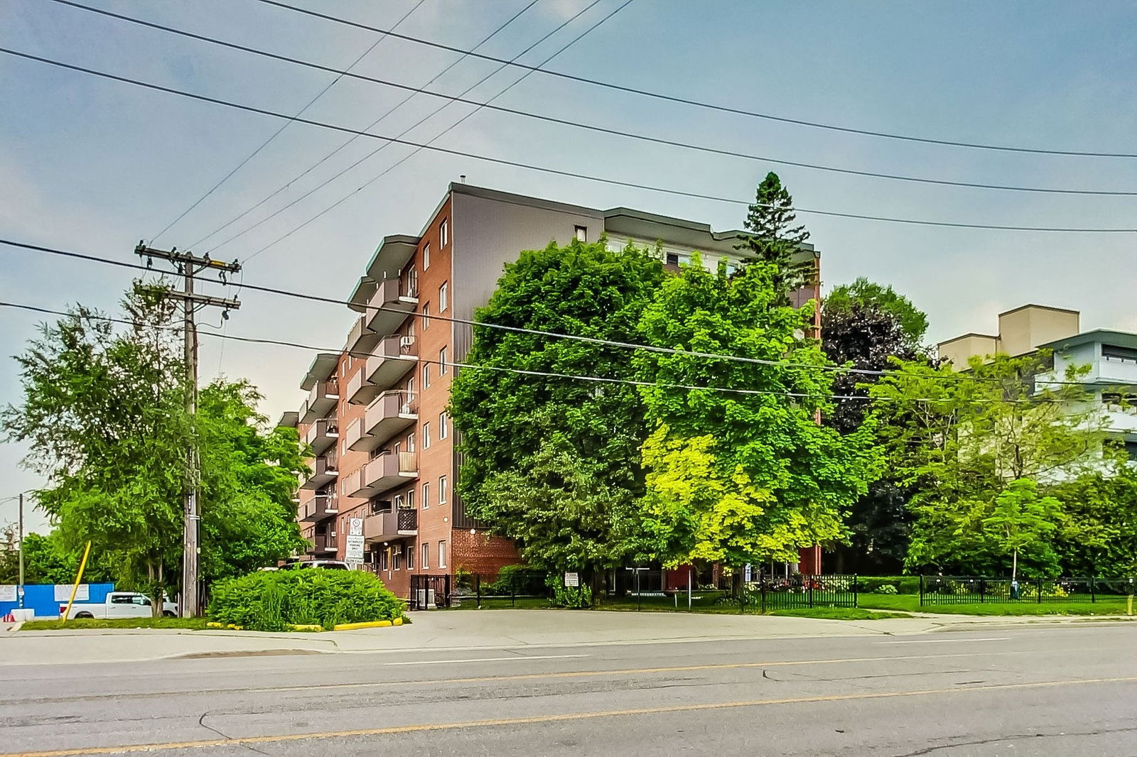 800 Kennedy Road, Scarborough, Toronto