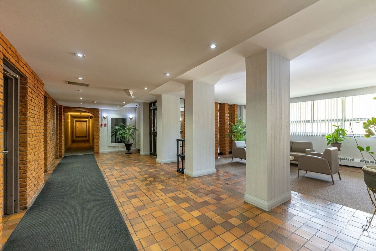 Lobby — 151 La Rose Avenue, Etobicoke, Toronto