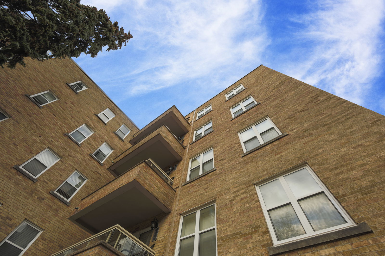 Exterior Sky — The Courtyards of Upper Forest Hill, Midtown, Toronto