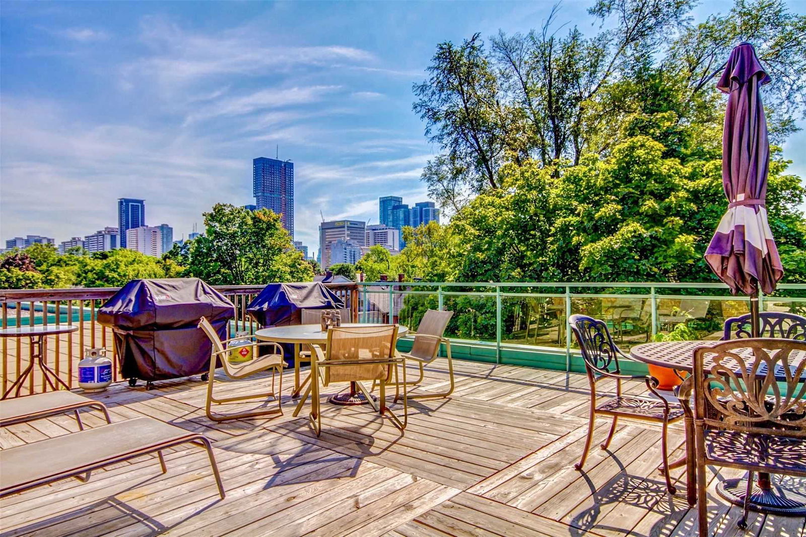 Rooftop Deck — Seven Oaks Apartments, Midtown, Toronto