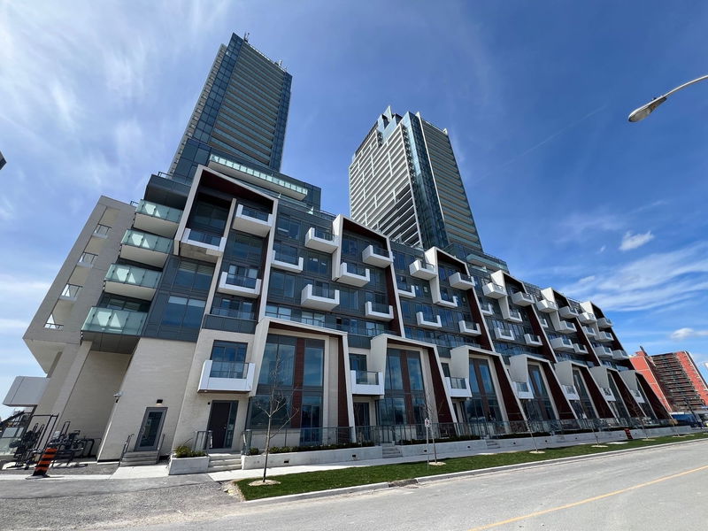 M2M Condos