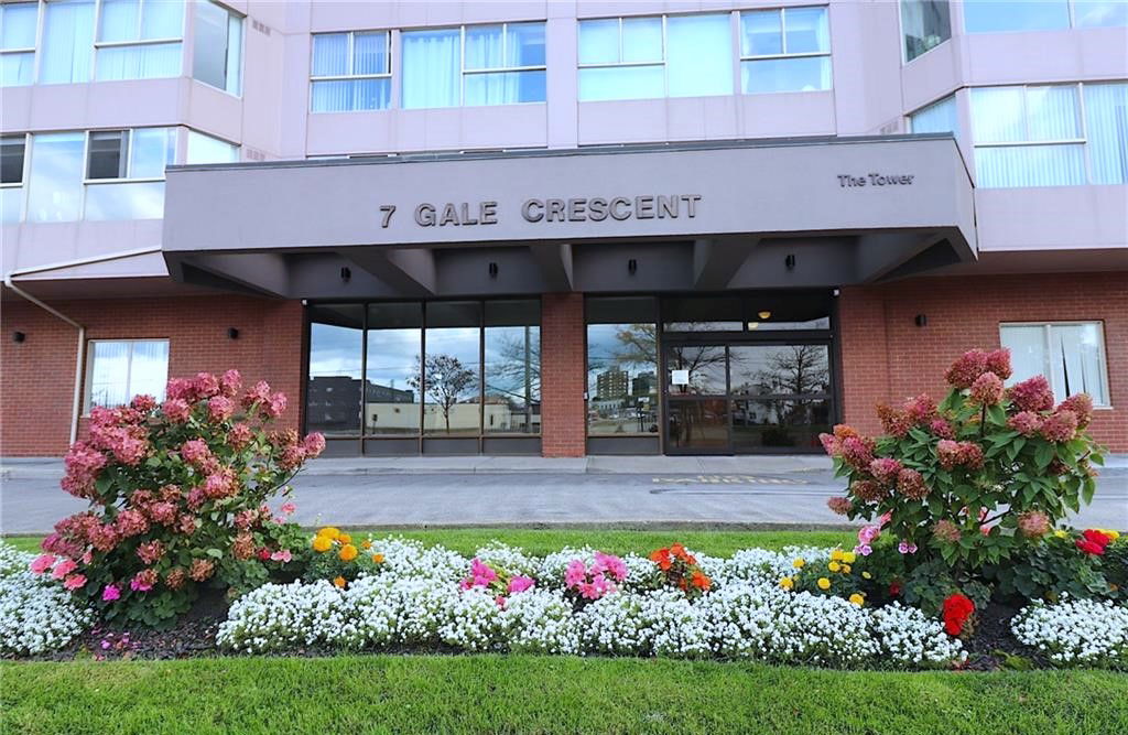 Entrance — Mill Run Condominiums, St. Catharines, Toronto