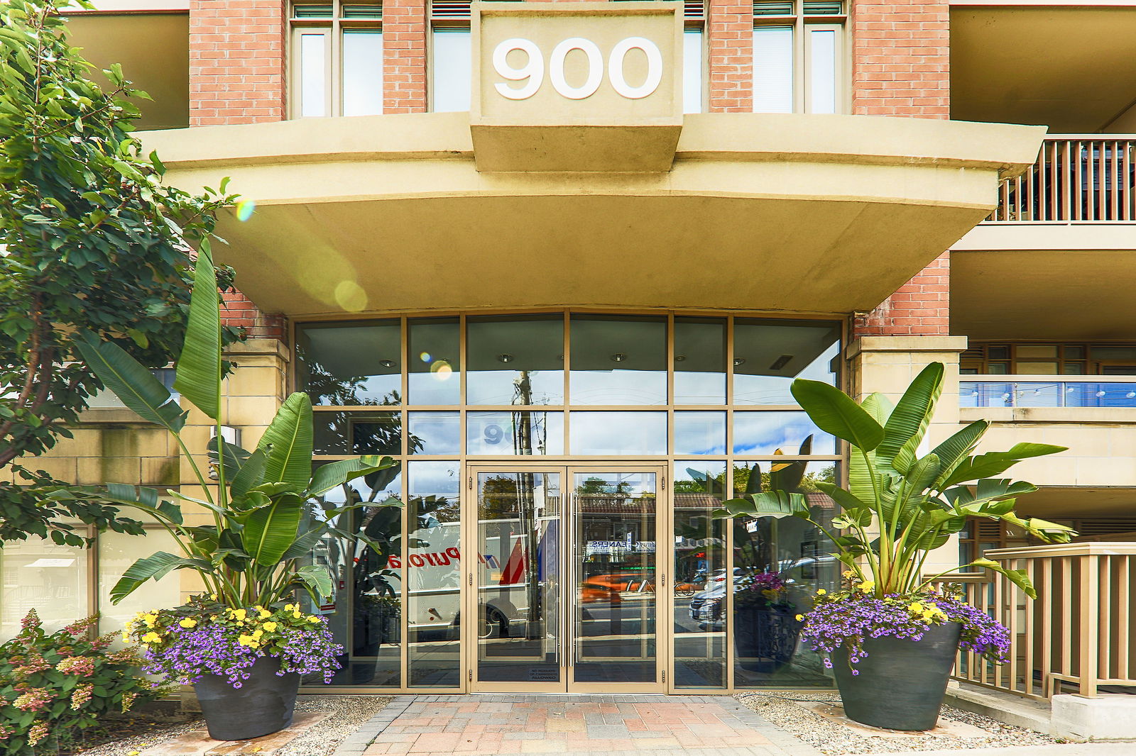 Entrance — 900 Mount Pleasant Condos, Midtown, Toronto