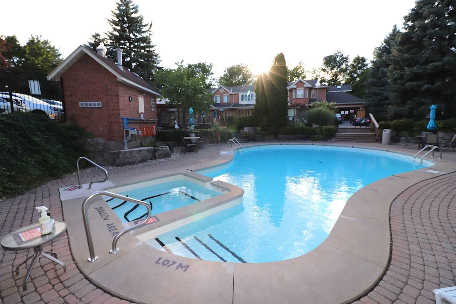 Pool — Pine Ridge Estates, St. Catharines, Toronto