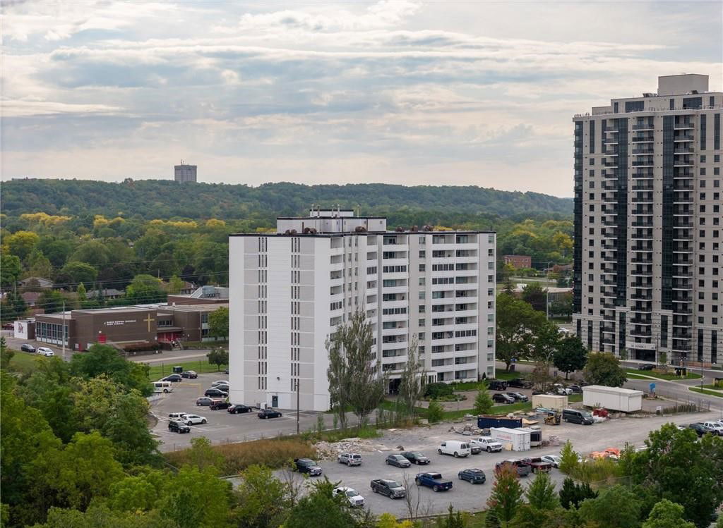 35 Towering Heights Boulevard, St. Catharines, Toronto