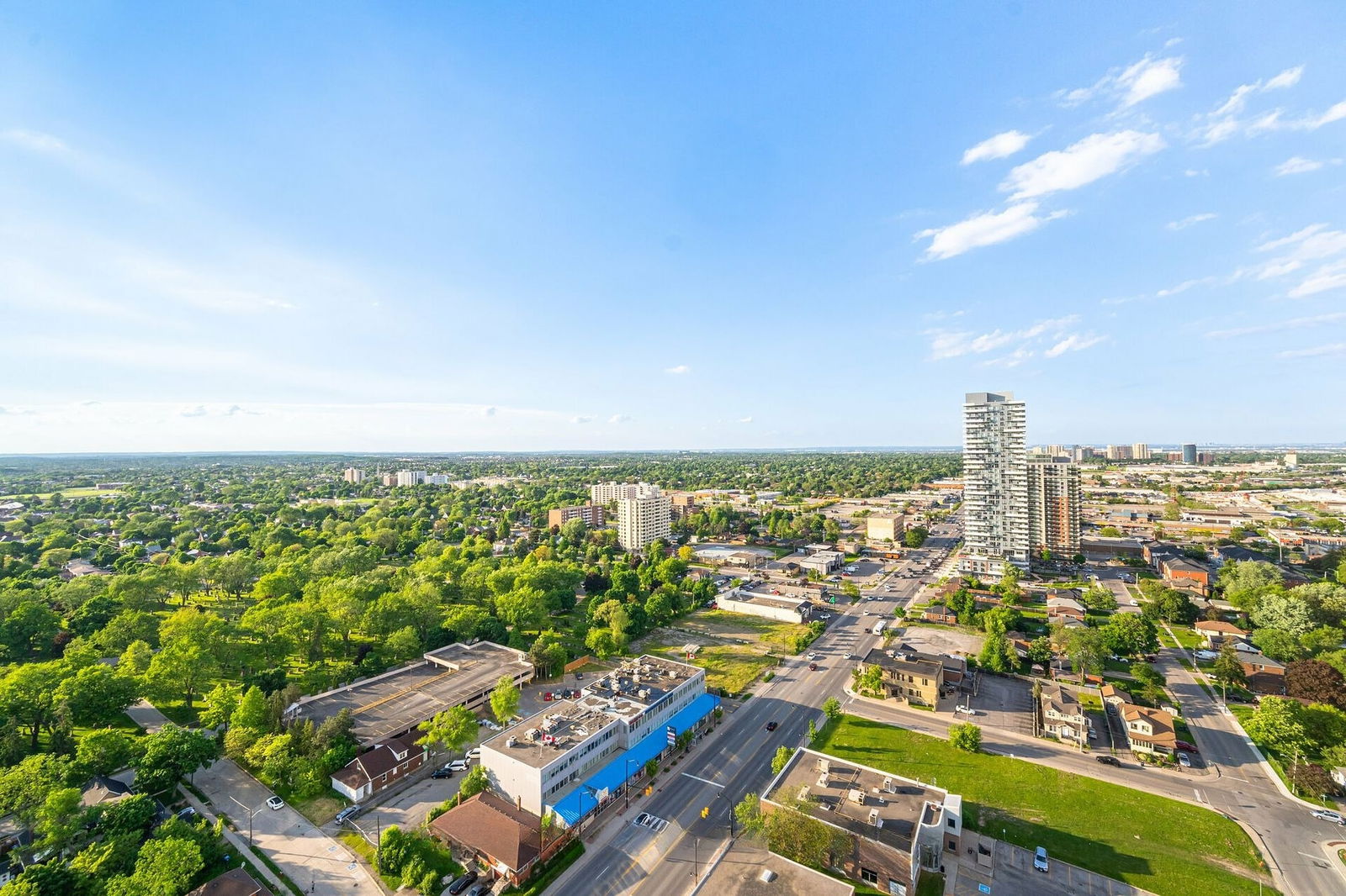 Skyline — Symphony Condos, Brampton, Toronto