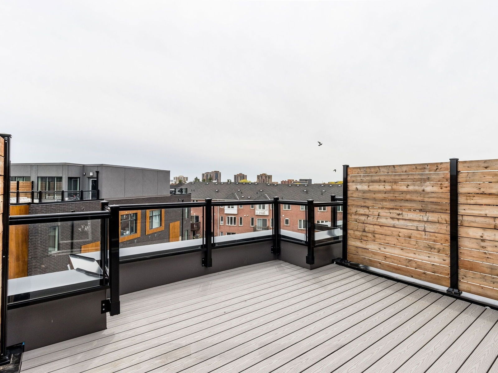 Rooftop Deck — SouthSide Towns, Brampton, Toronto