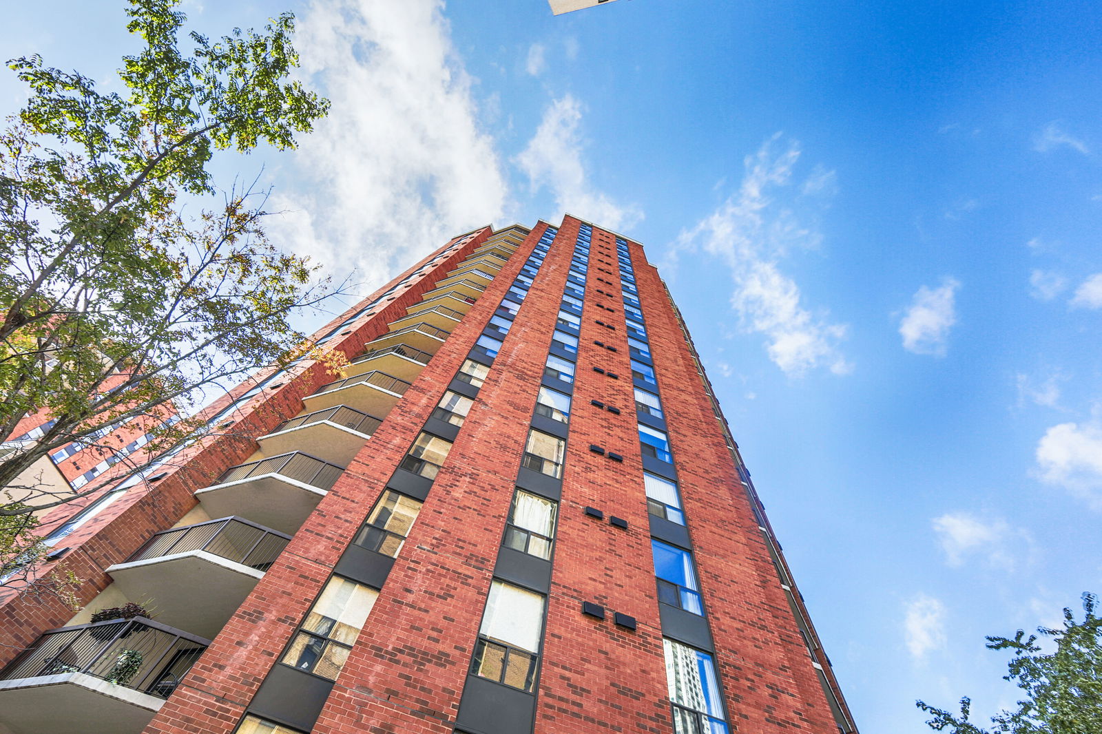 Exterior Sky — Celebrity Place, Downtown, Toronto