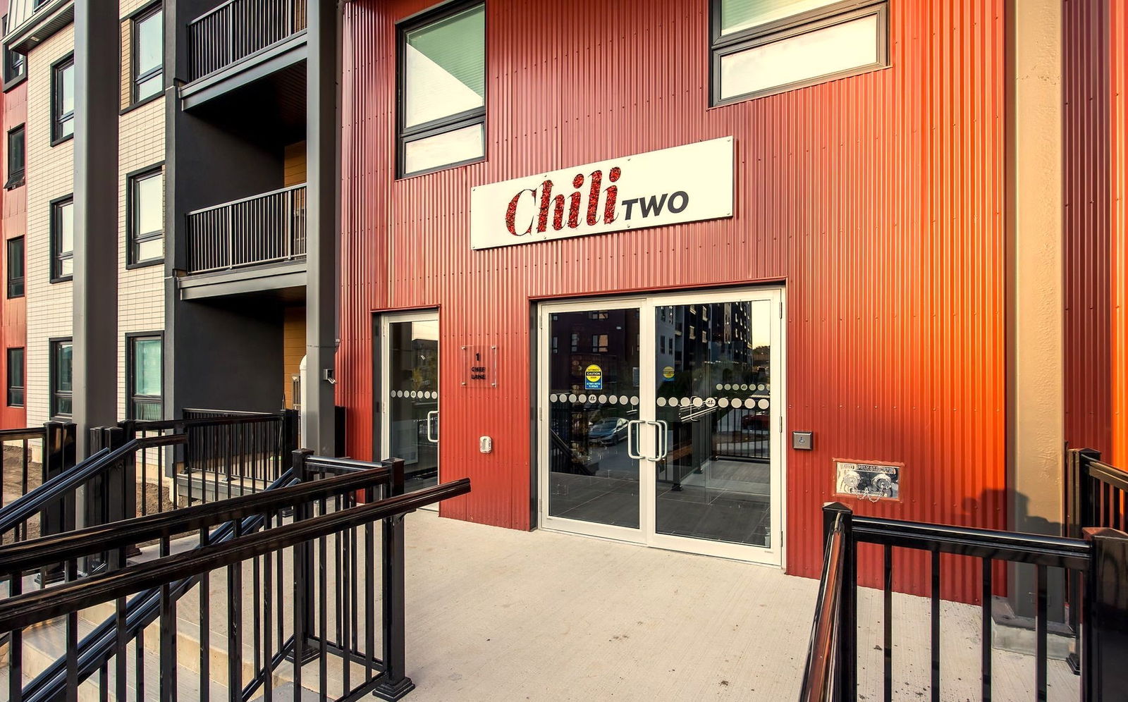 Entrance — Bistro 6 Condos Chilli Two, Barrie, Toronto