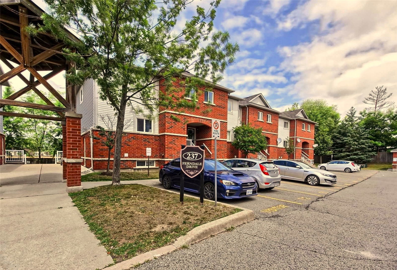 237-245 Ferndale Drive, Barrie, Toronto