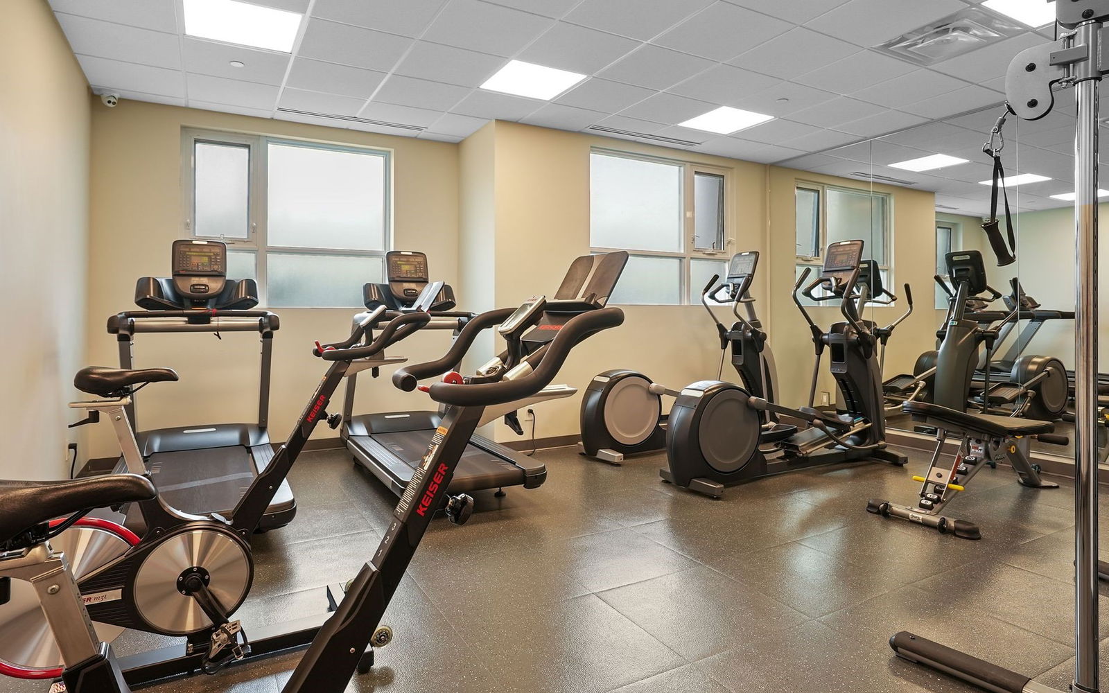 Gym — Lakevu Condos, Barrie, Toronto