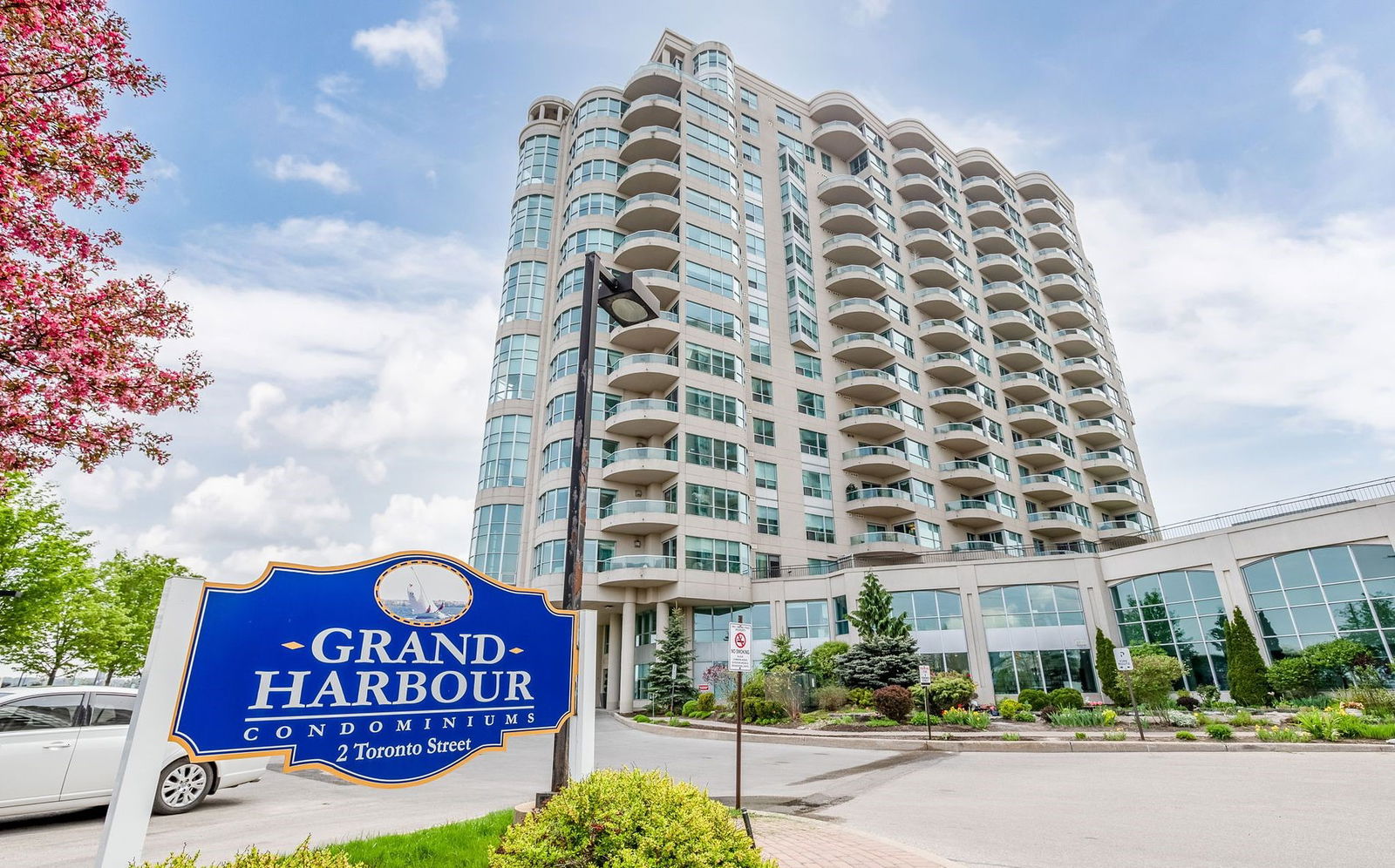 Grand Harbour Condos, Barrie, Toronto