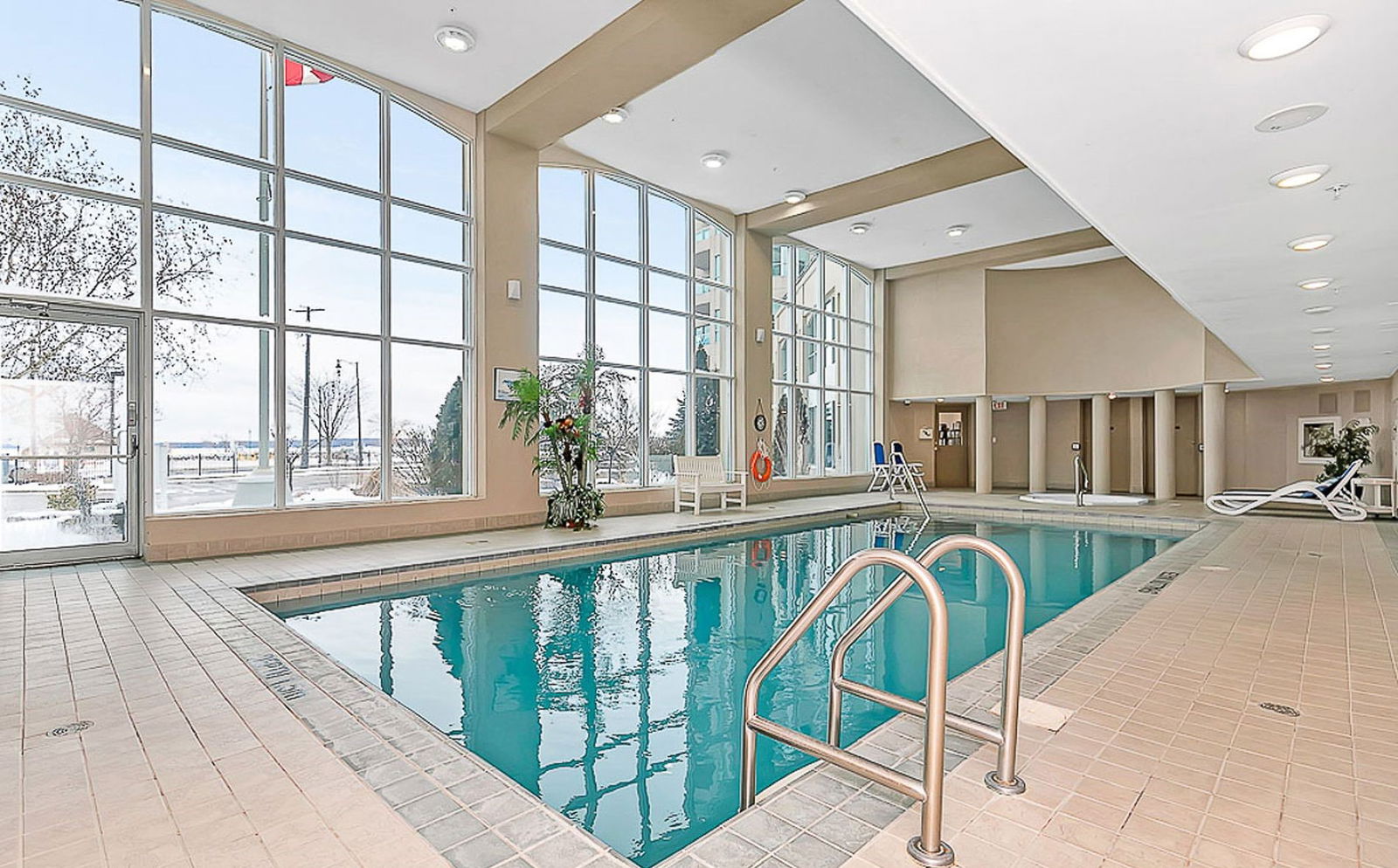 Pool — Grand Harbour Condos, Barrie, Toronto