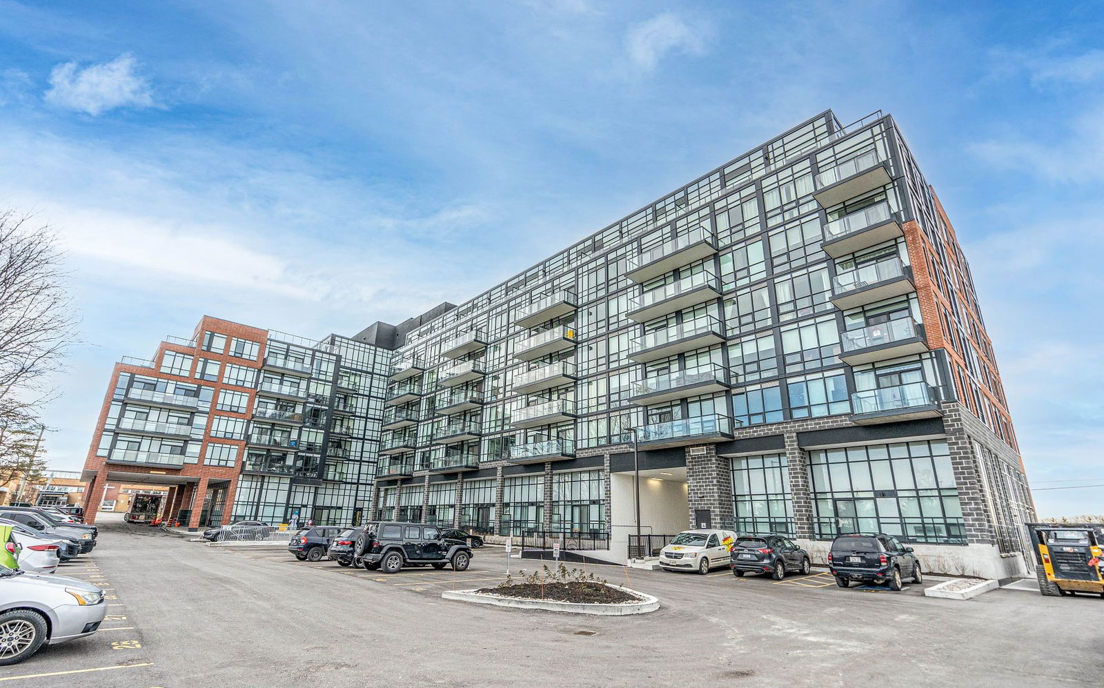 South District Condominium, Barrie, Toronto