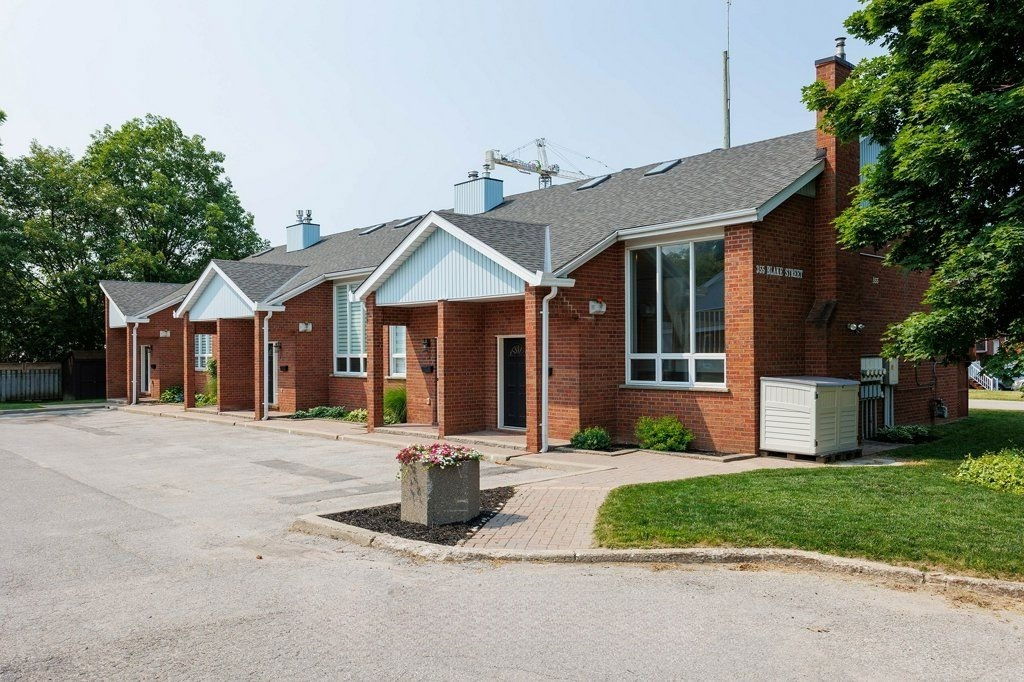 355 Blake Street, Oro-Medonte, Toronto