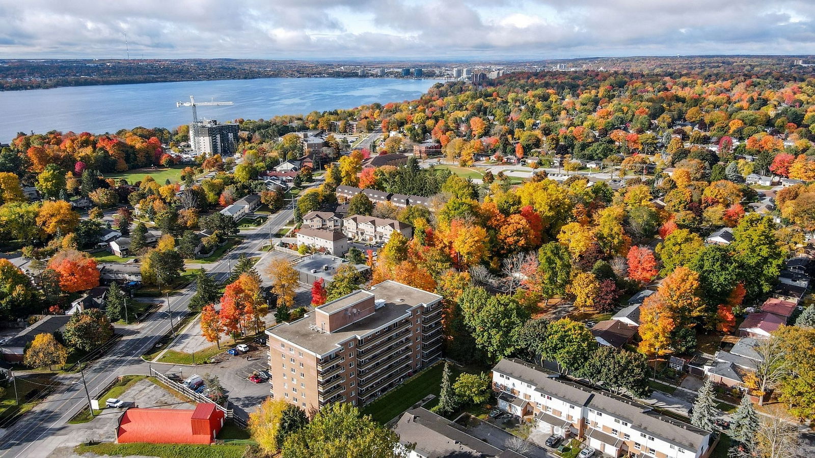 Carriage Park Condos, Barrie, Toronto