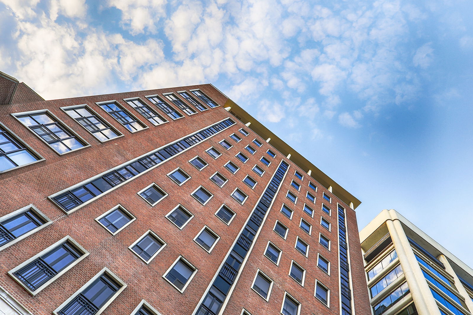 Exterior Sky — Park Avenue Residences, Midtown, Toronto