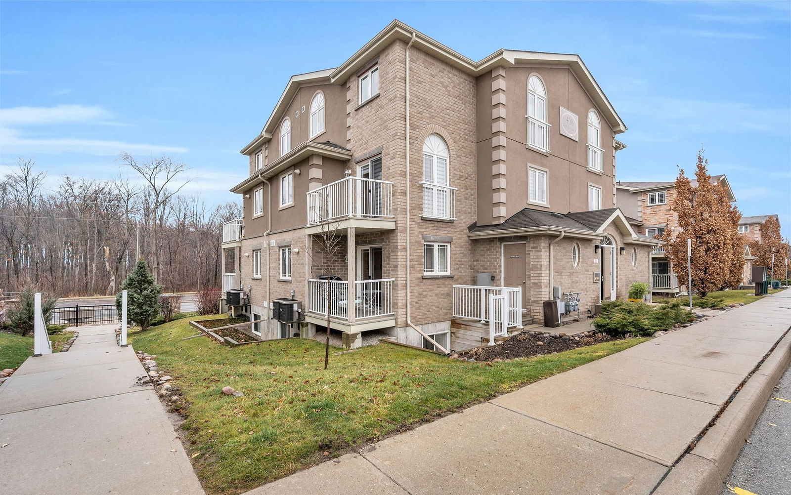 408 Veterans Drive, Barrie, Toronto