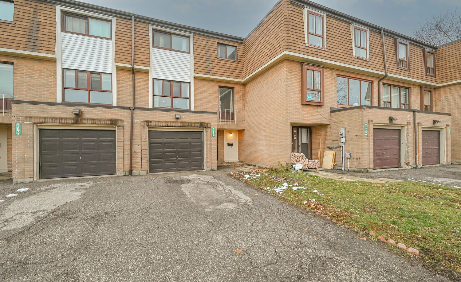 1-353 Fleetwood Crescent, Brampton, Toronto