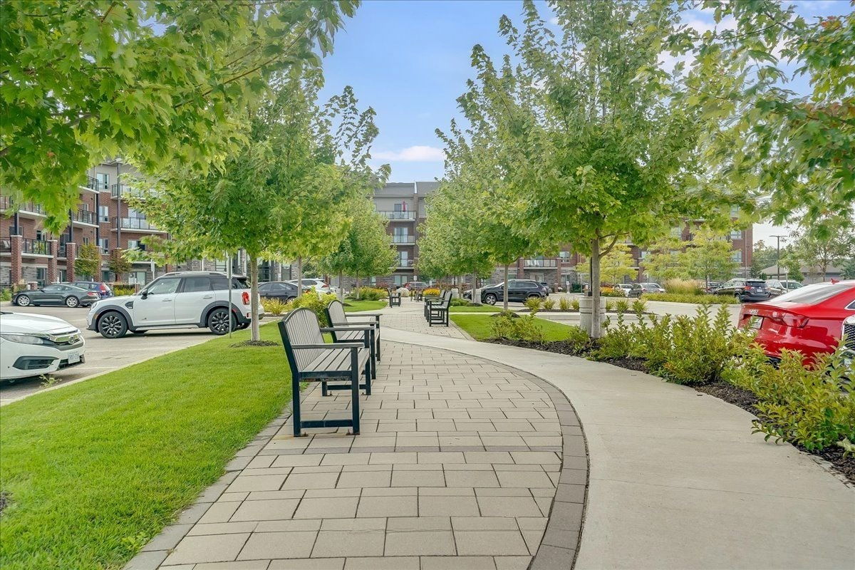 Patio — Kingsbury Square I, Guelph, Toronto