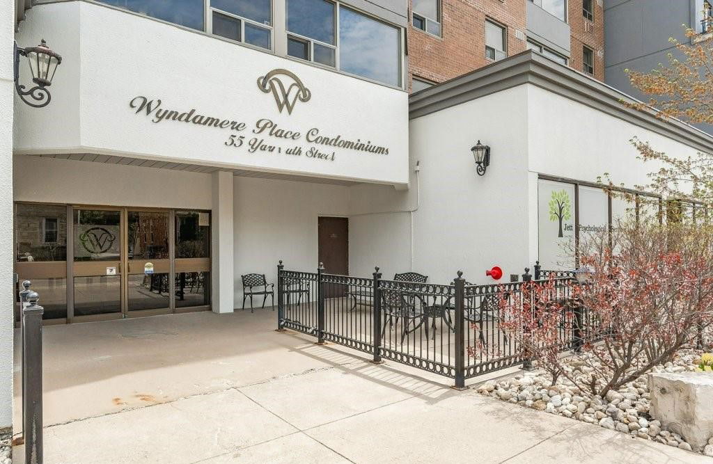 Entrance — Wyndamere Place Condos, Guelph, Toronto