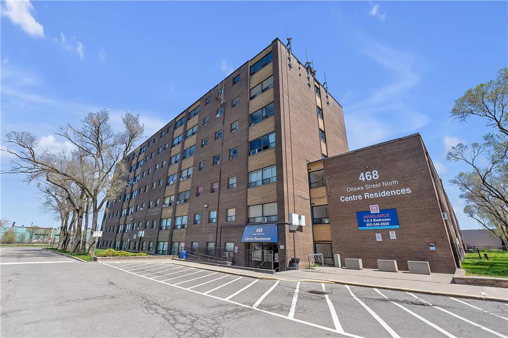 Centre Residences, Hamilton, Toronto