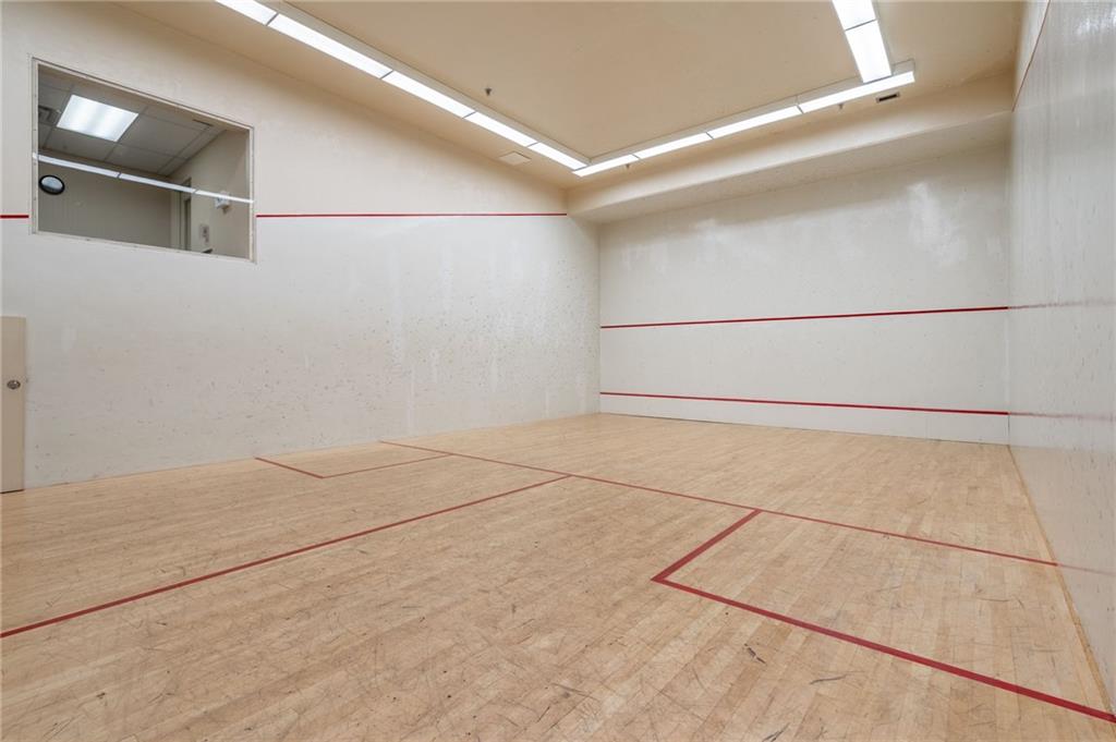 Squash Court — The Renaissance, Hamilton, Toronto