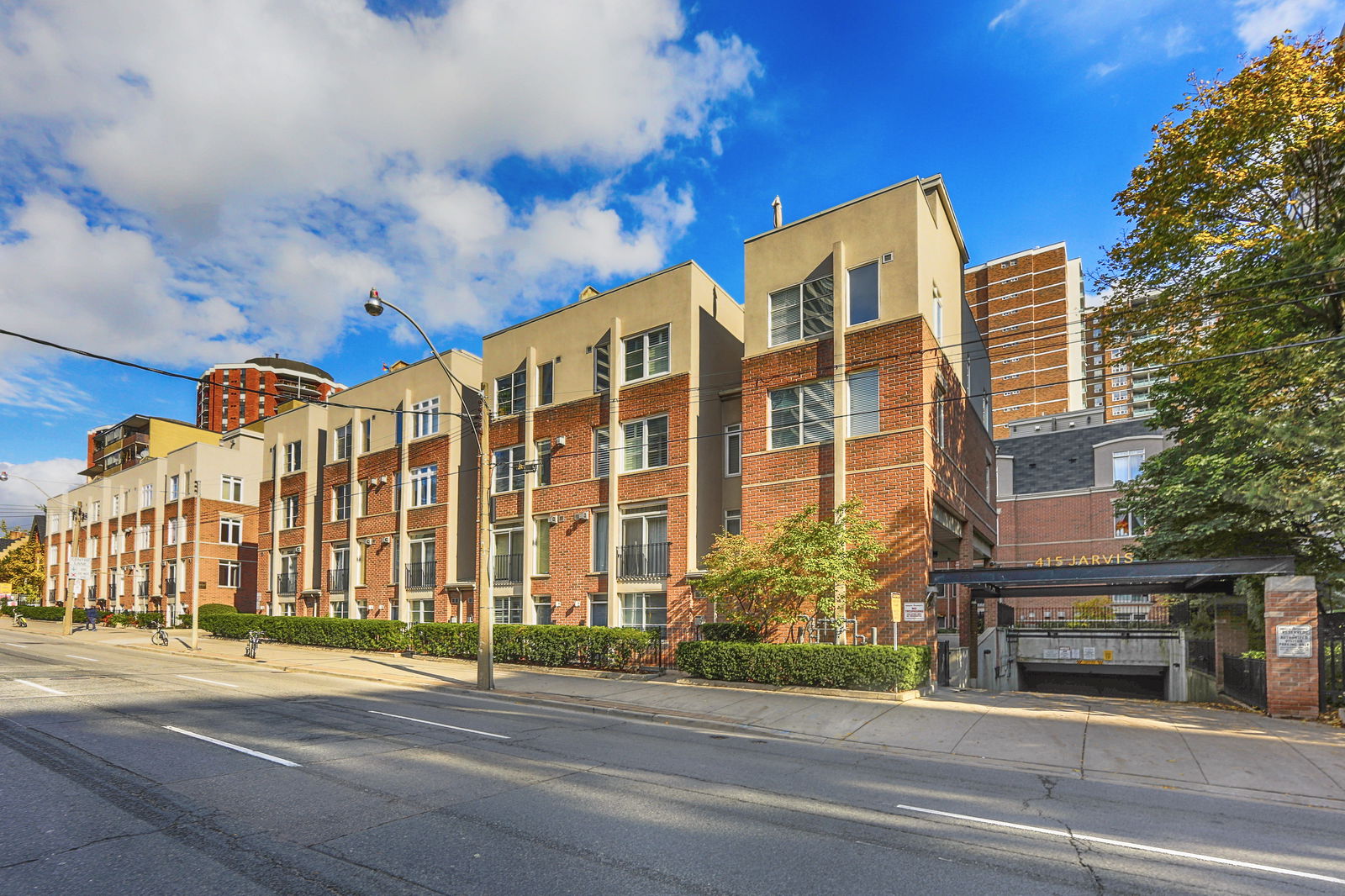 Exterior — The Central Townhouses, Downtown, Toronto