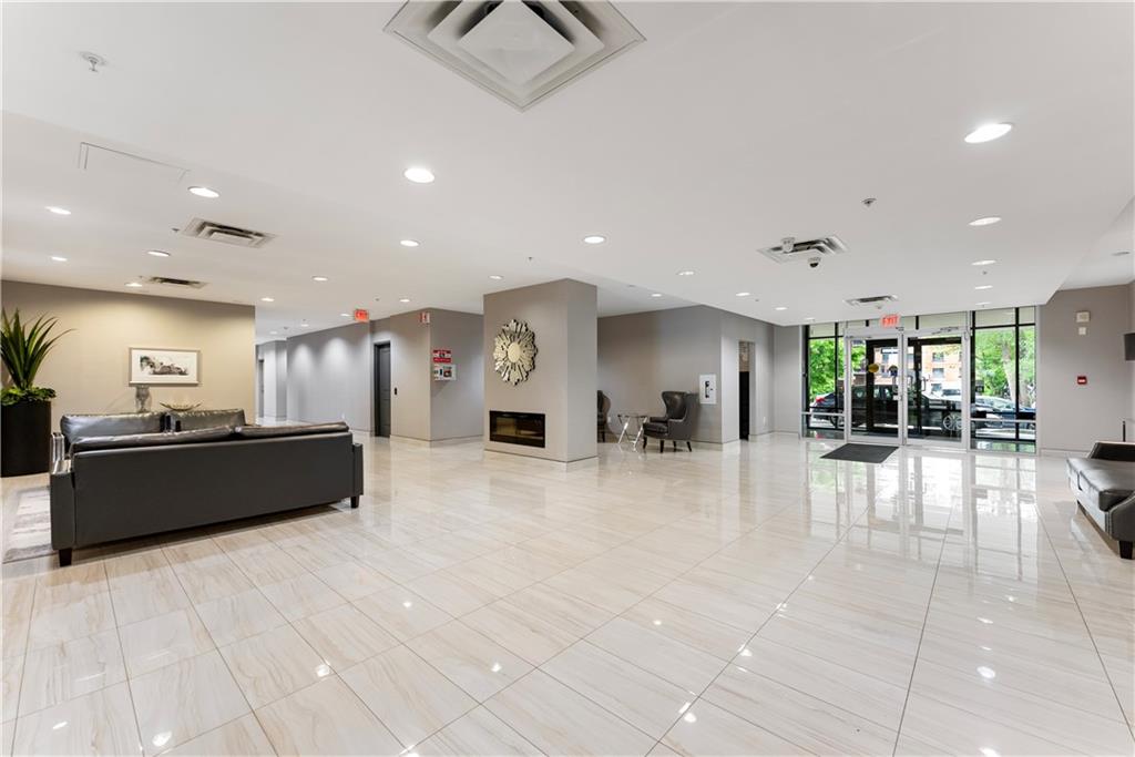 Lobby — City Square Condos, Hamilton, Toronto