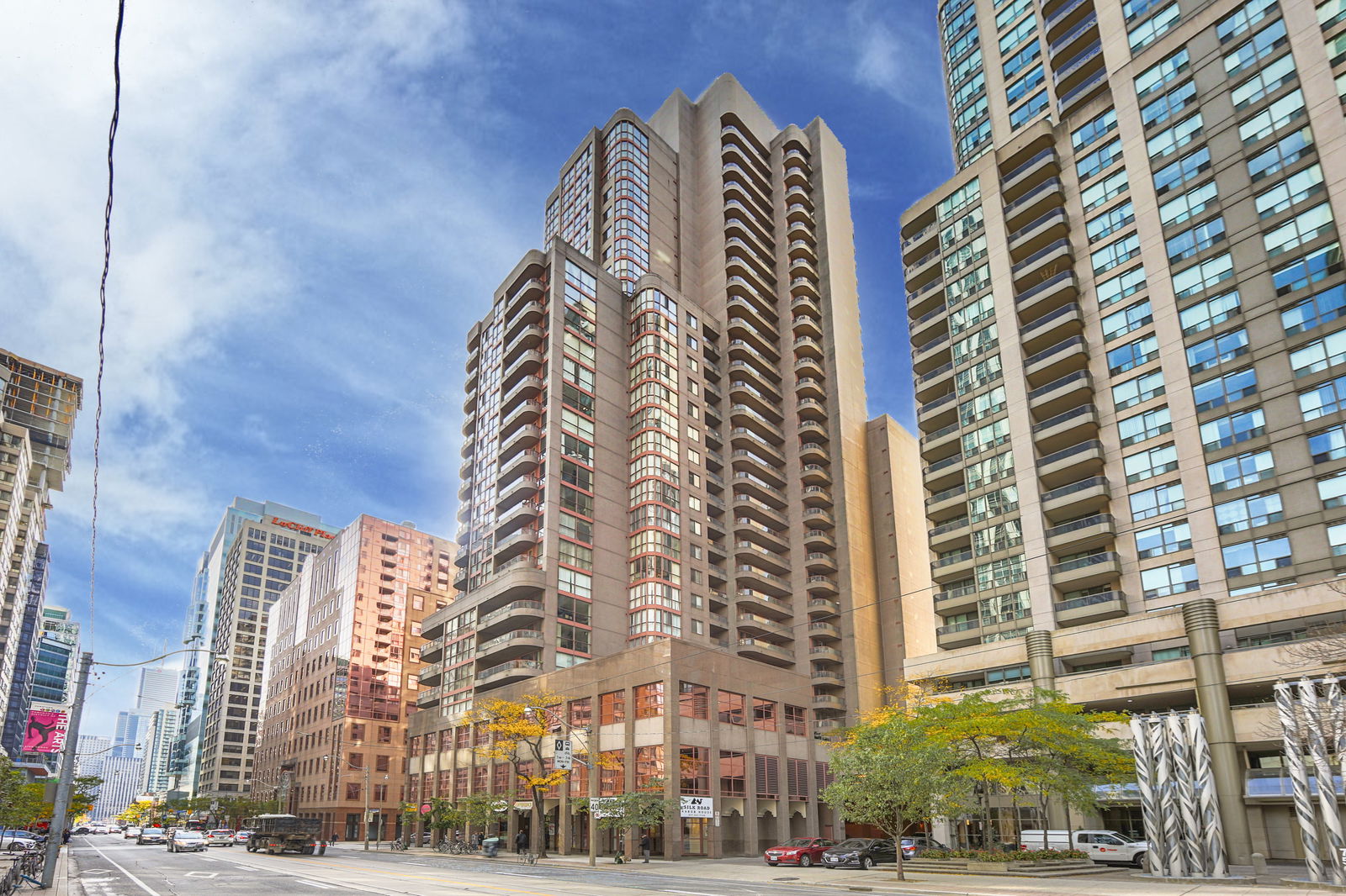 Exterior — Conservatory Tower, Downtown, Toronto