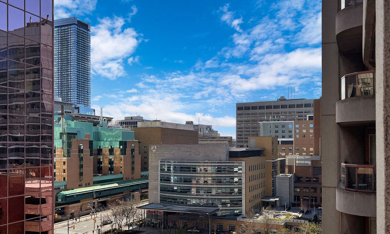 Skyline — Conservatory Tower, Downtown, Toronto