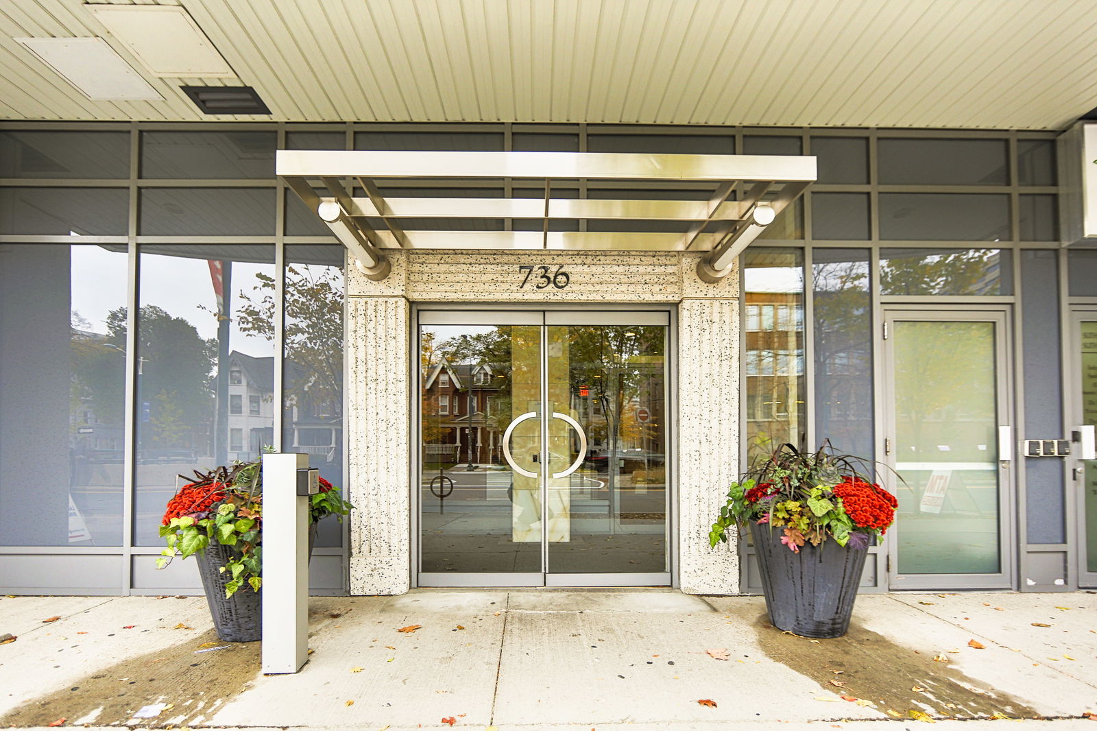 Entrance — Mosaic, Downtown, Toronto