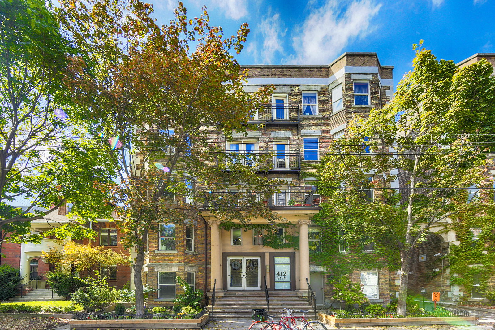 Exterior Facade — Windsor Lofts, Downtown, Toronto