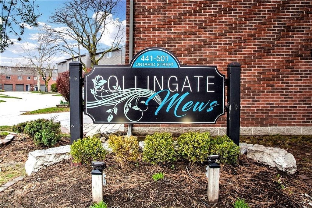 Collingate Mews, Collingwood, Toronto