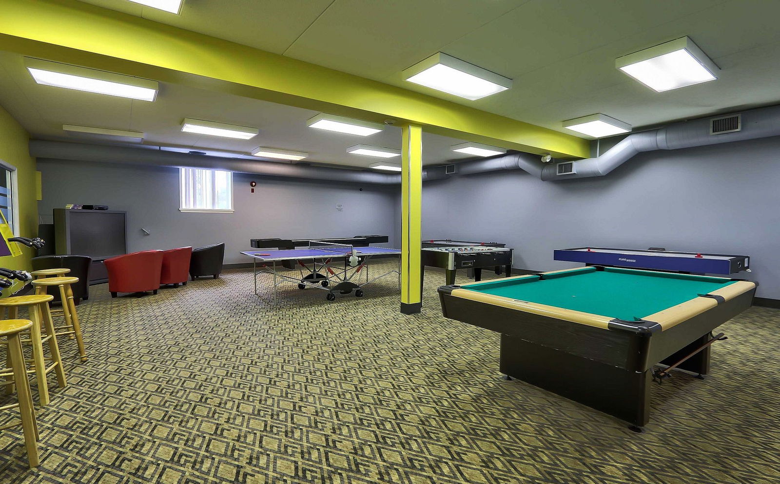 Game Room — Suncrest Circle Condos, Collingwood, Toronto