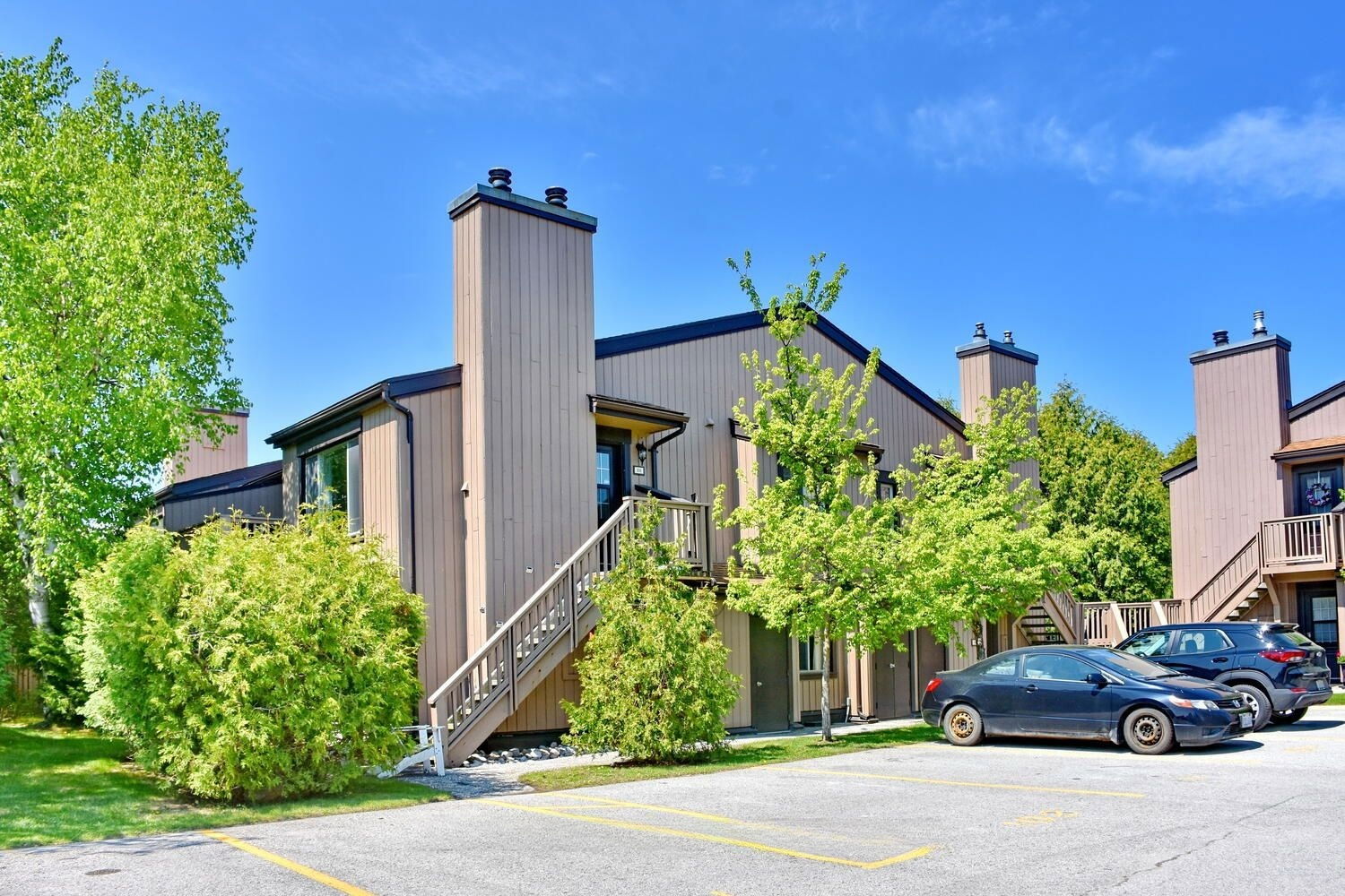 23 Dawson Drive, Collingwood, Toronto