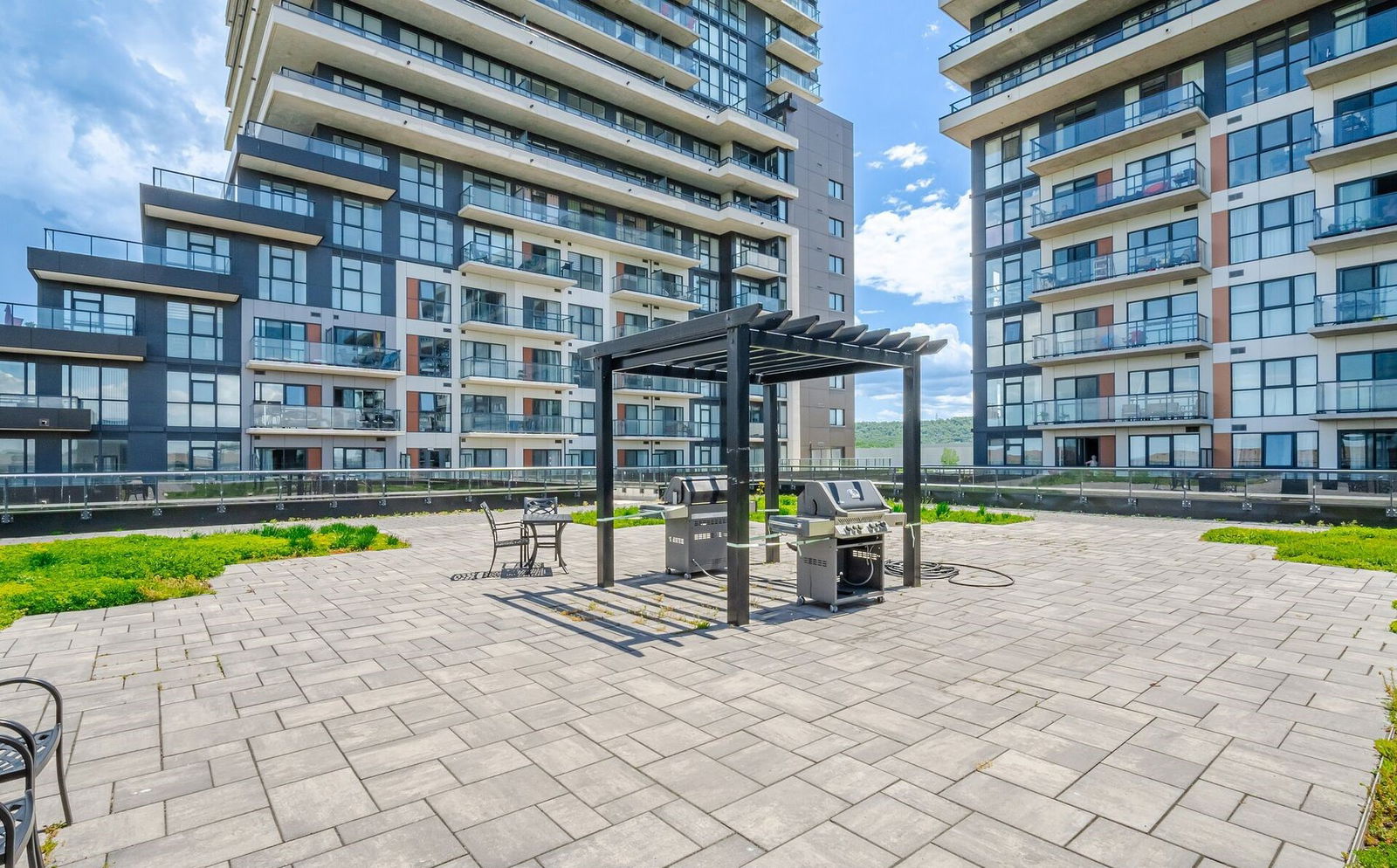 BBQ — LJM Waterview Condominiums Grimsby, Grimsby, Toronto