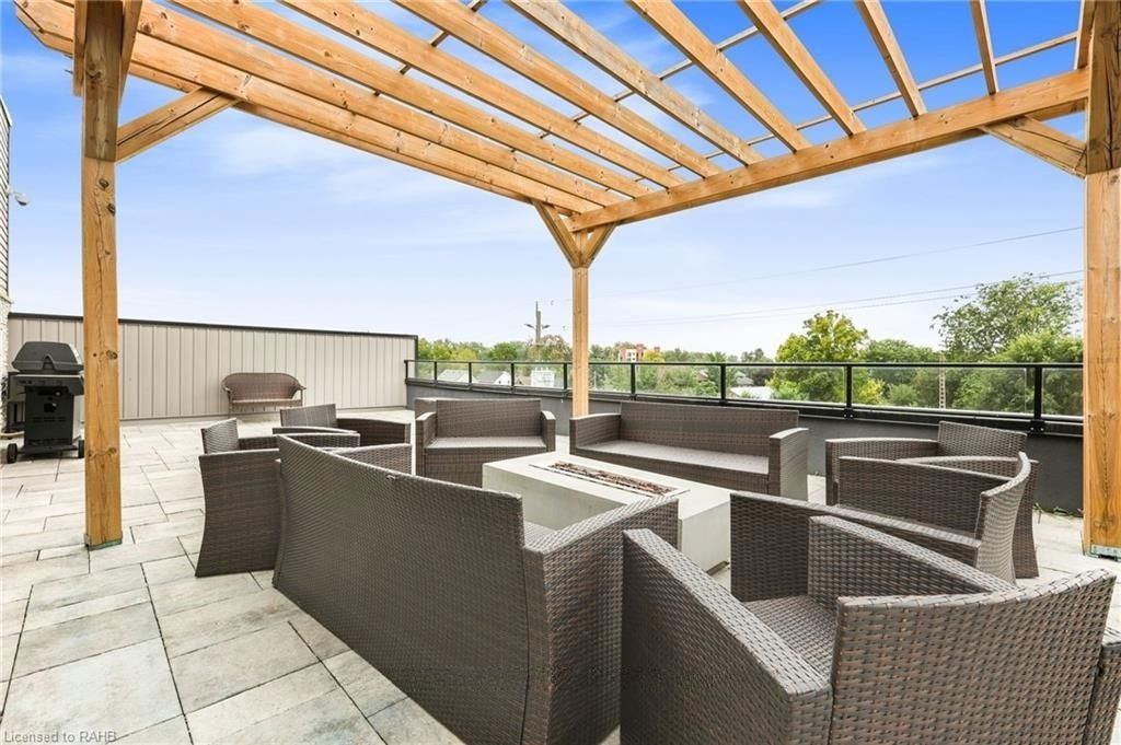 Rooftop Deck — 85 Morrell Street, Brantford, Toronto