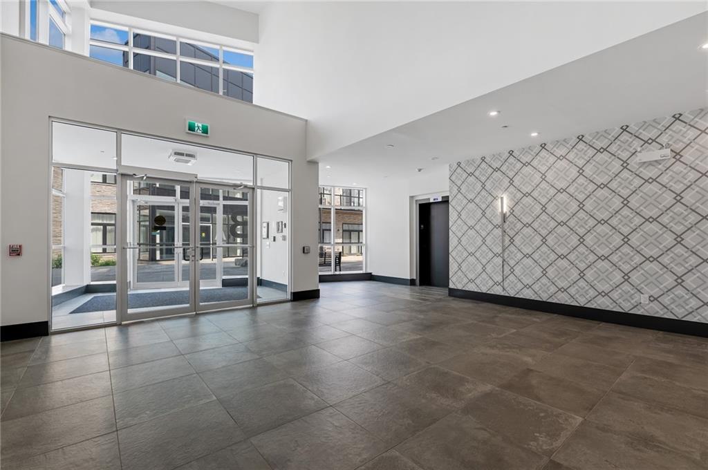 Lobby — 85A & 85A Morrell Street, Brantford, Toronto