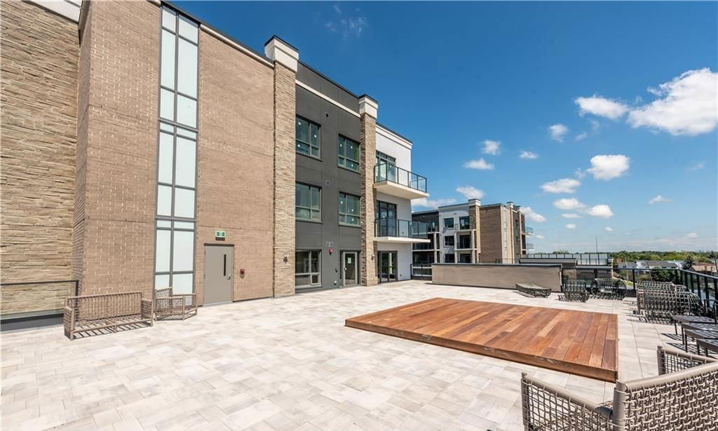 Rooftop Deck — Utopia Condominiums, Lincoln, Toronto