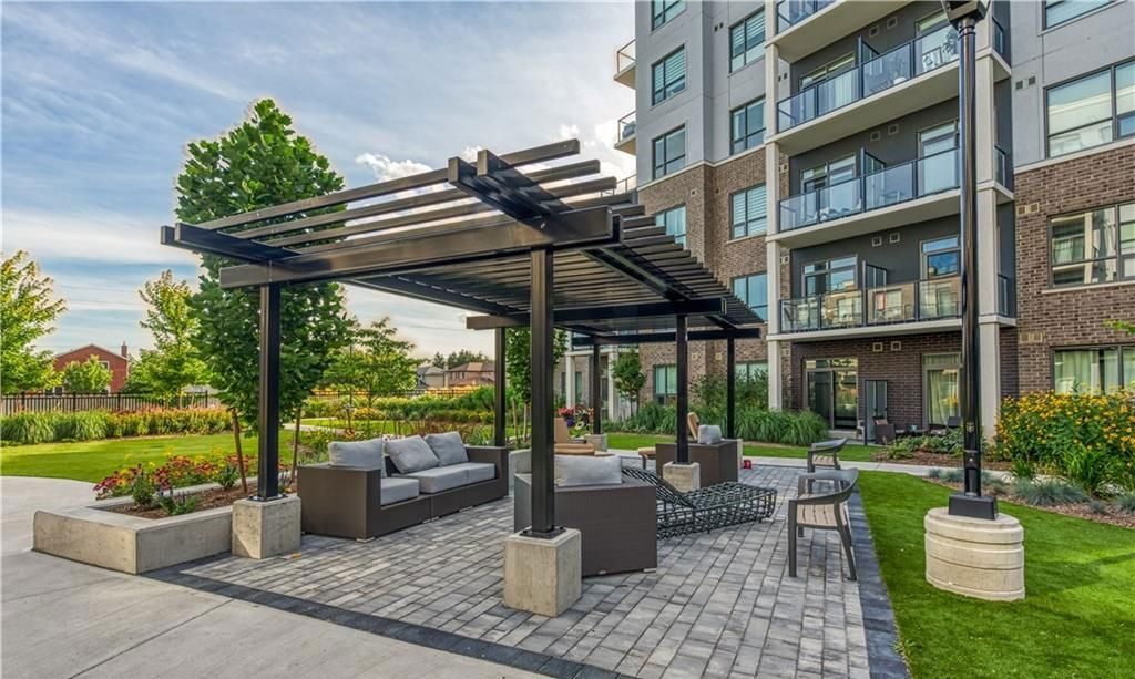 Patio — Utopia Condominiums, Lincoln, Toronto