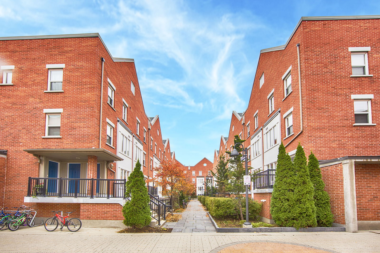 Exterior — Rivertowne Townhomes, East End, Toronto