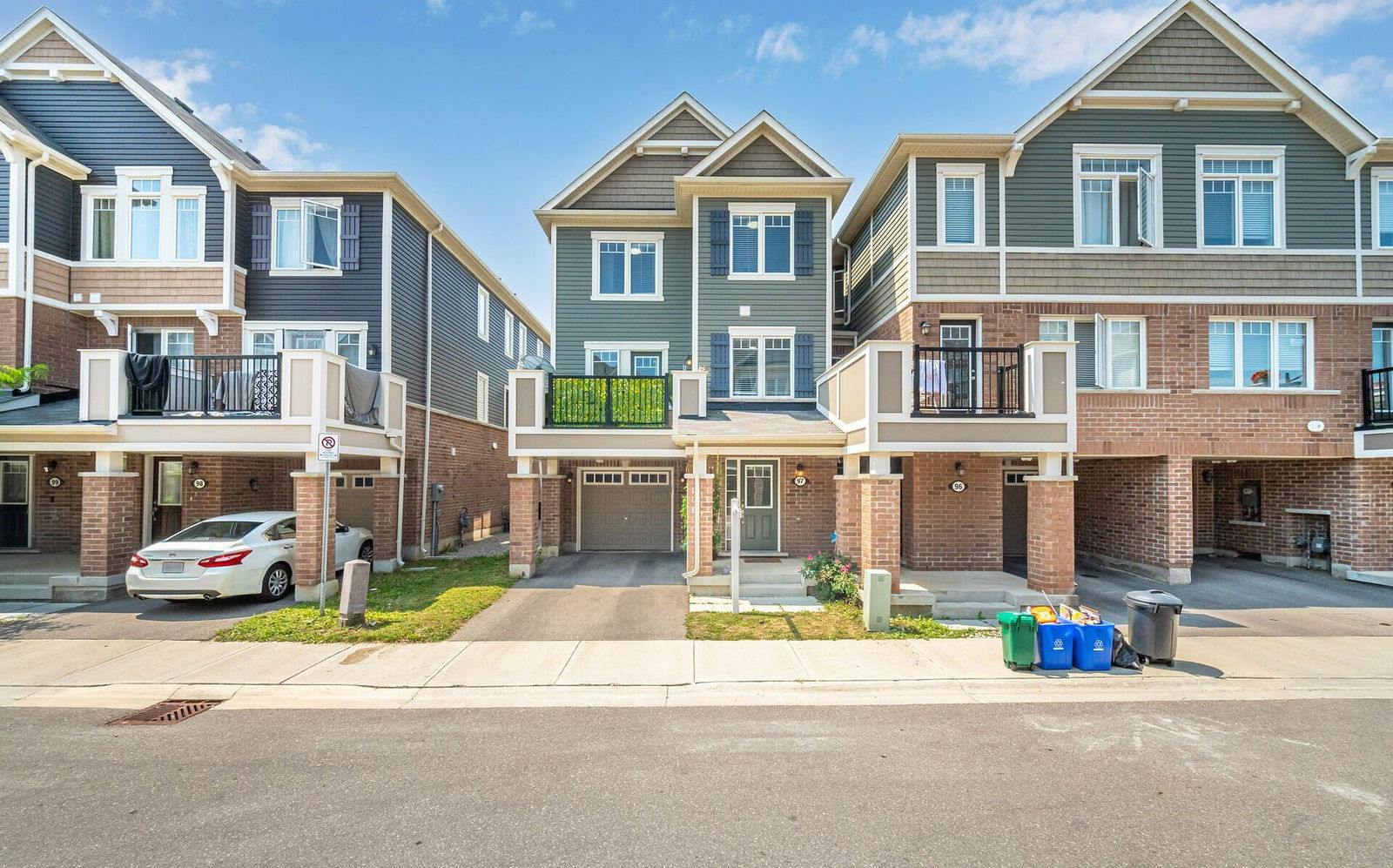 1000 Asleton Townhouses, Milton, Toronto