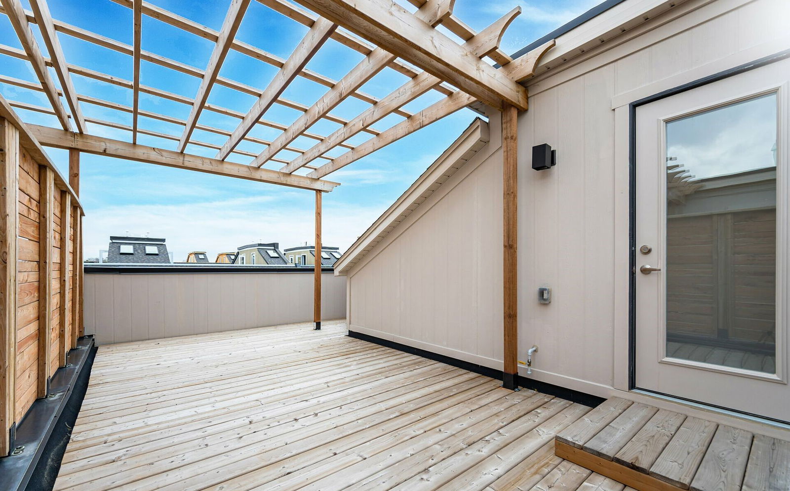 15 Lunar Crescent, Mississauga, Toronto